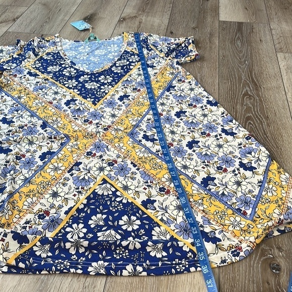 Nostalgia Floral Short Sleeve Dress New - Picture 9 of 9